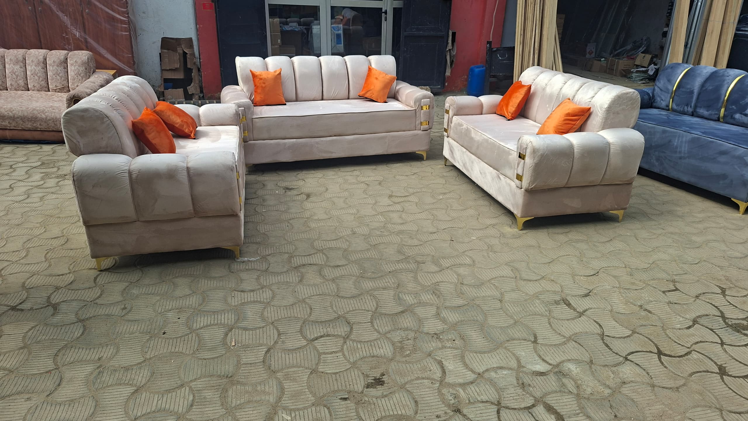 salon complet 7 places haut standing — photo 2