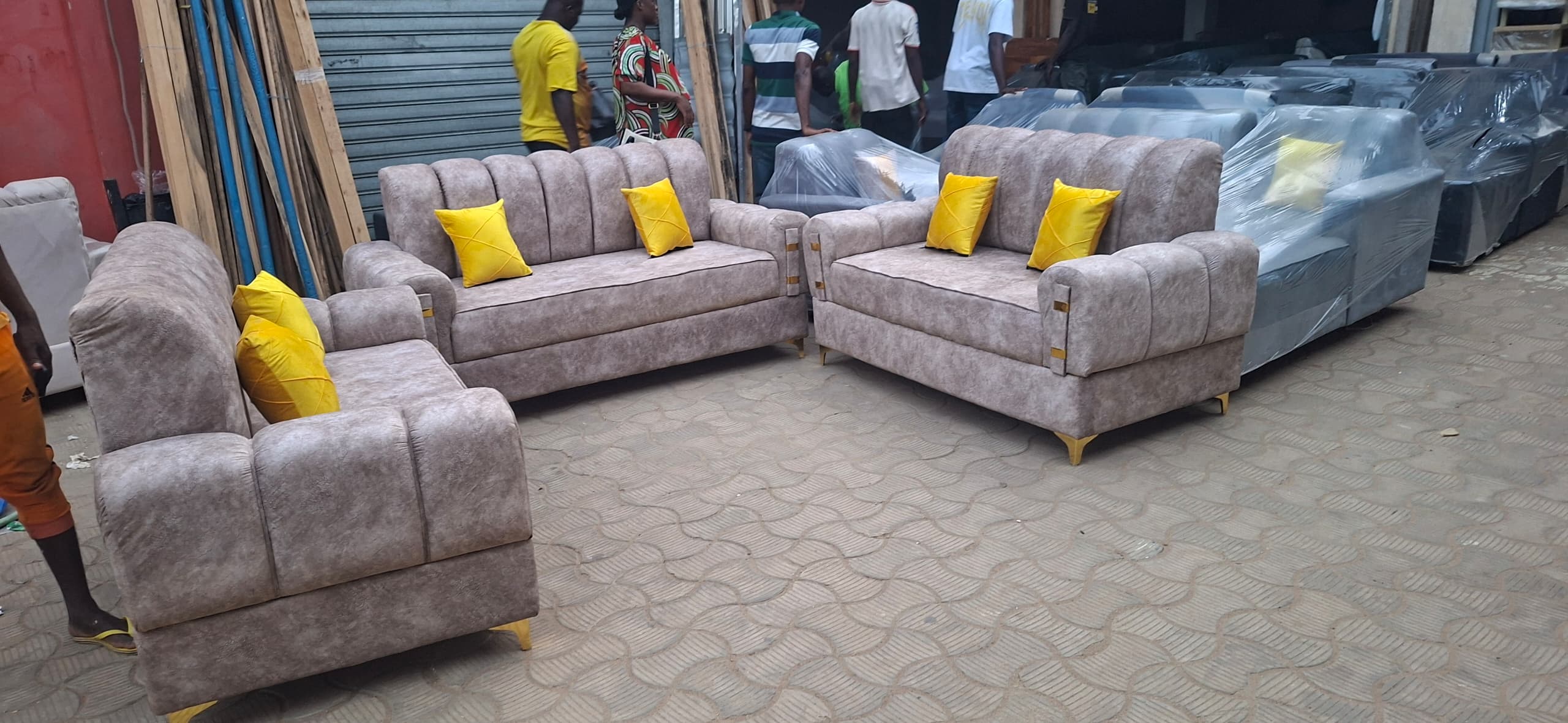 salon complet 7 places haut standing — photo 3